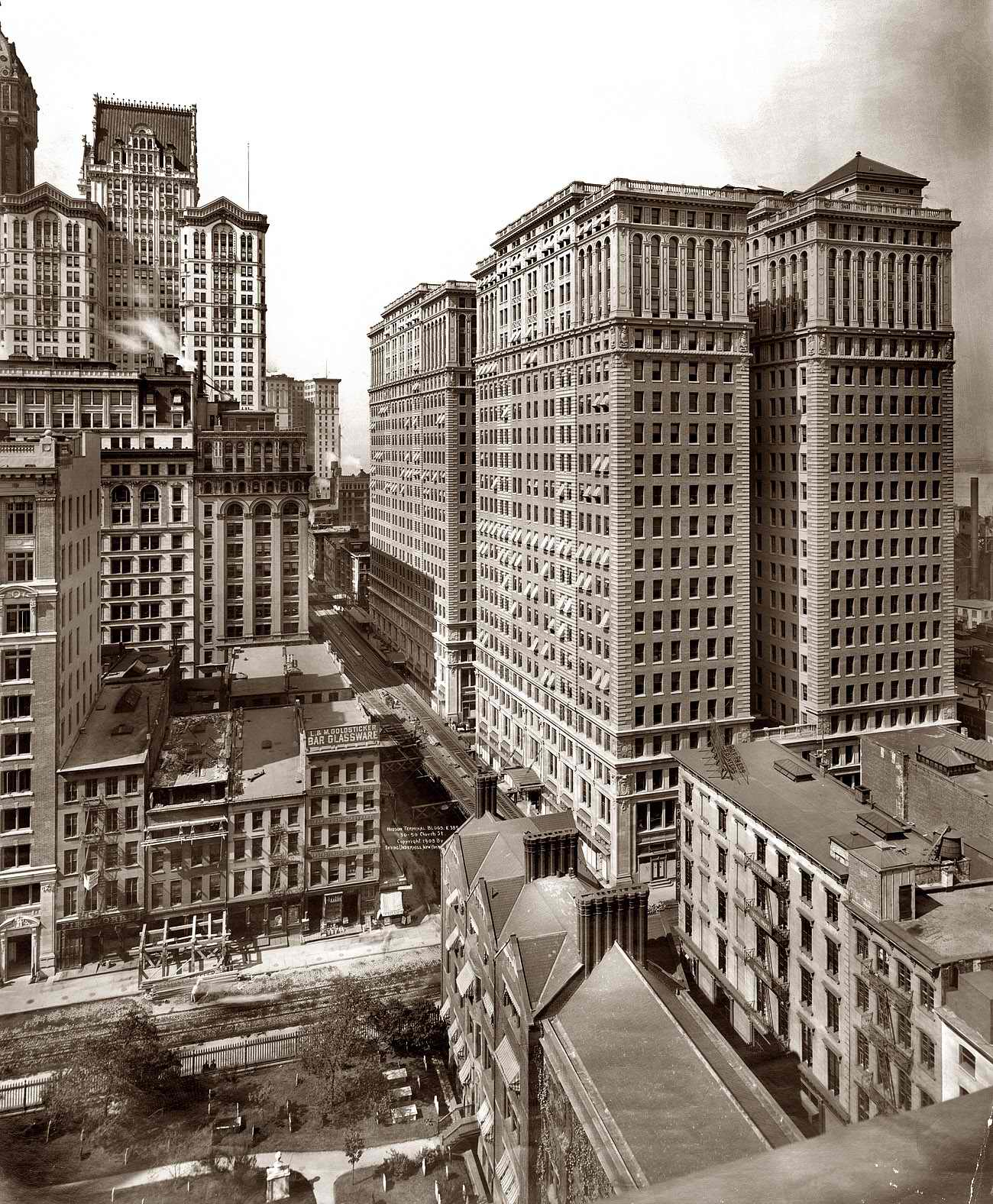 New York, 1908. Hudson Terminal Buildings at 30-50 Church Street showing cemetery and construction of elevated railway.jpg